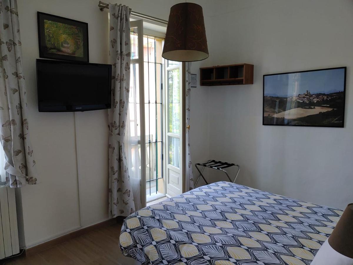 B&B Villa Ferrari Asti Extérieur photo