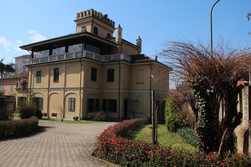 B&B Villa Ferrari Asti Extérieur photo